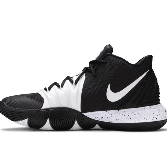 Nike Kylie 5 Black CN-9519-002 size 8 - Picture 3 of 14